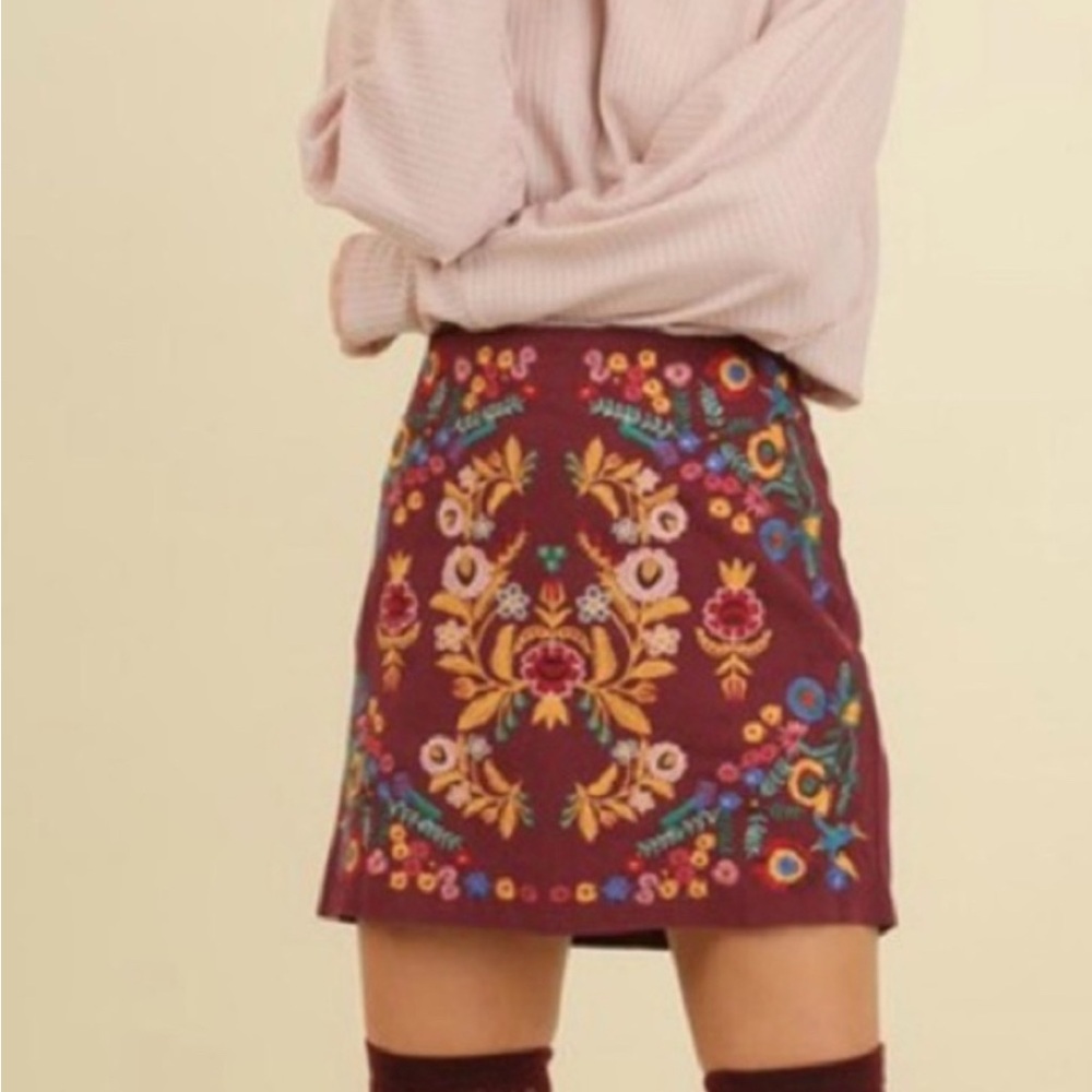Umgee Womens Skirt Sz Large Maroon Floral Embroidery Mini Back Zip Boho Fairy